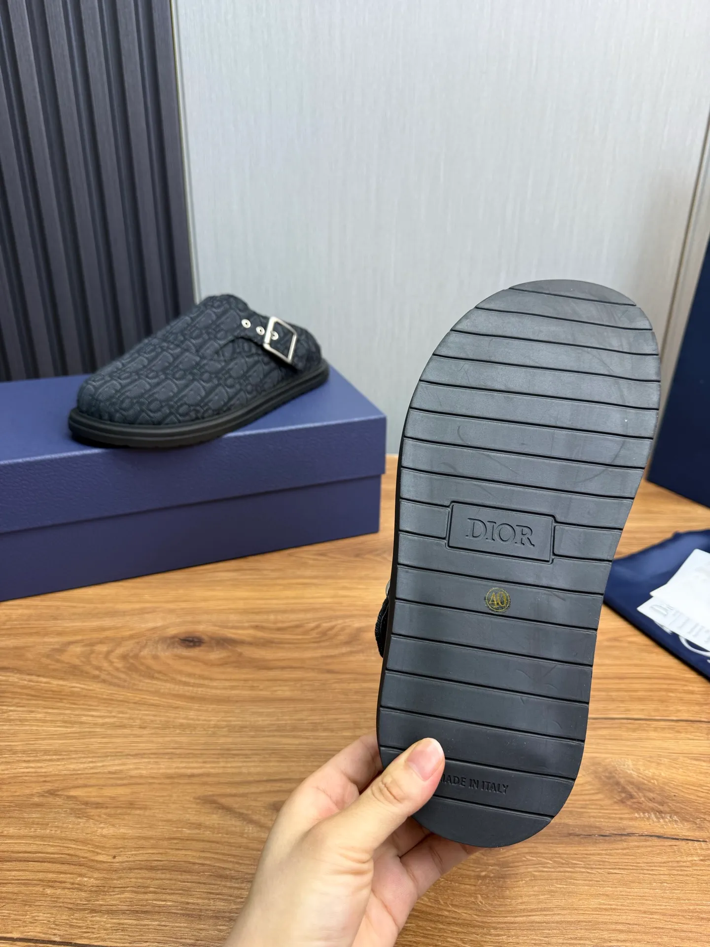 Men's shoes 💰560💰 Dior. Men's slippers 🩴Official website one to one production 38-45 sizes 45 46 🉑️Customized! Original embossed cowhide, sheepskin lining✅Original outsole⬆️